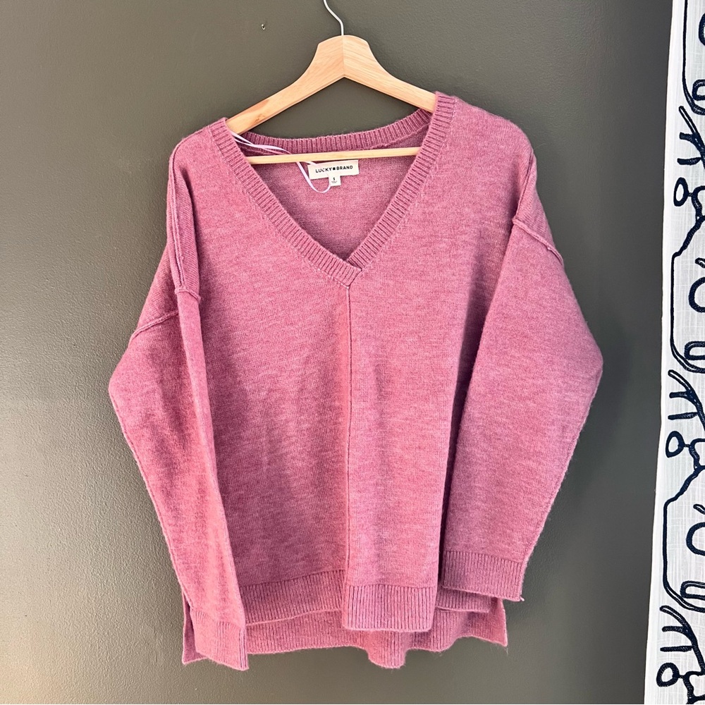 NWOT LUCKY BRAND MAUVE VNECK SWEATER